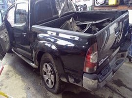 2014 TOYOTA TACOMA BLACK SR5, CREW CAB, 2.7, AT, 2WD.  Z24899